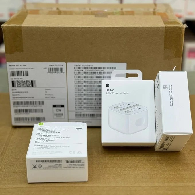 کلگی شارژر ۲۰ وات آیفون USB-C فست شارژ PD | مناسب iPhone 12 تا iPhone 16